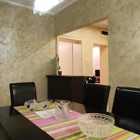 Apartment Central Happy Four Belgrade